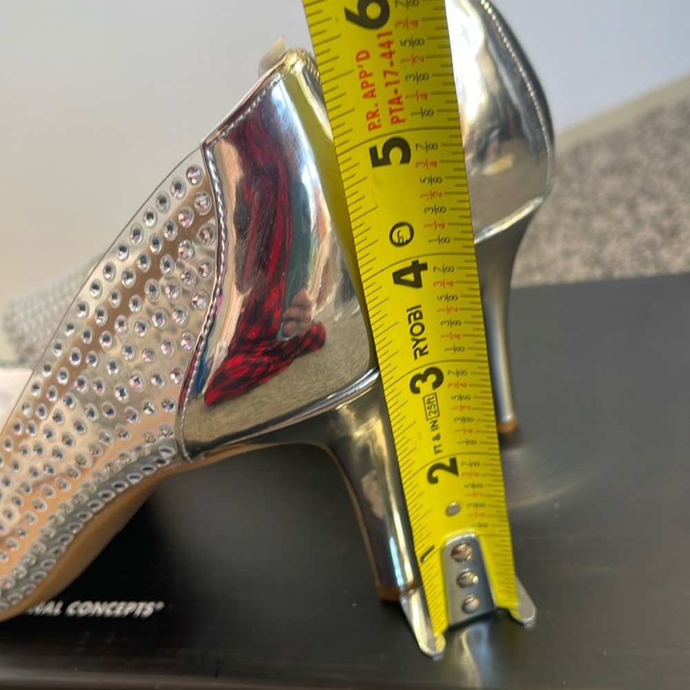 NWT Womens sexy bridal heels Size 8W Clear Vinyl Rhinestone Silver heels 8 wide - Picture 8 of 17